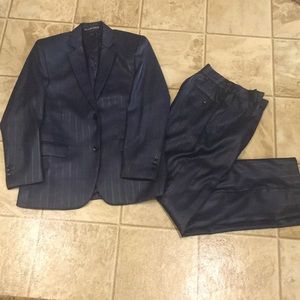 Akademiks Signature Boys Pinstripe Suit Size 10